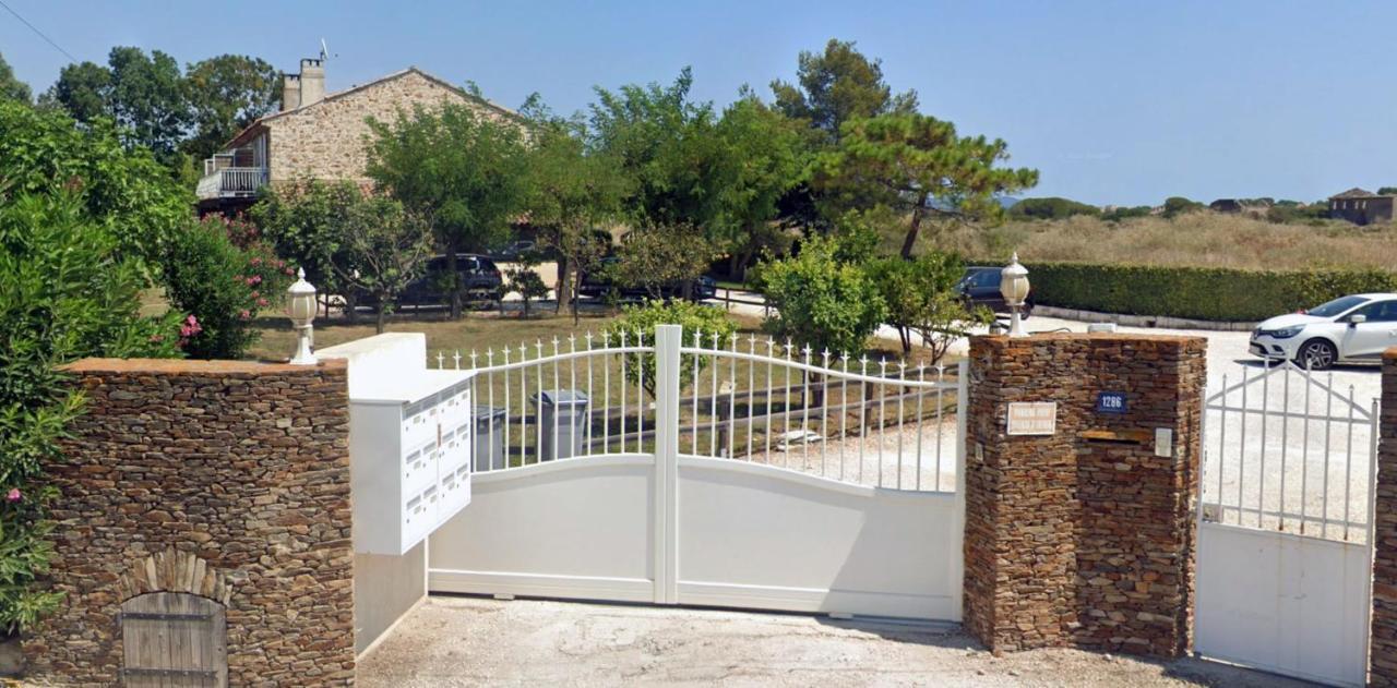 Grand Studio A 5Mns De La Plage Des Salins Hyères Esterno foto